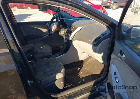 2013 Hyundai Accent Gls z USA, uszkodzony, nr VIN KMHCT4AE9DU567601